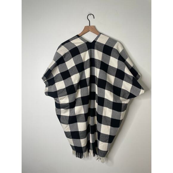 NWT Loft Buffalo Plaid Poncho Sweater XS Small Black White Western Fringe Flowy - Picture 8 of 9